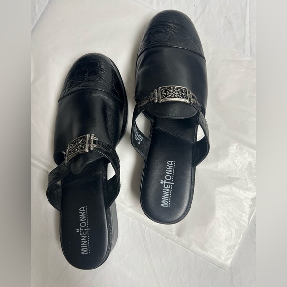 MINNETONKA BLACK LEATHER ALLIGATOR GRAIN CAP TOE MULES CONCHO SLIDE SHOES SIZE 8 - Picture 5 of 11